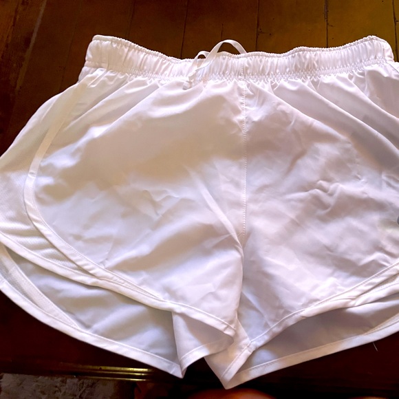 Nike Pants - White Nike athletic shorts size Medium NWT